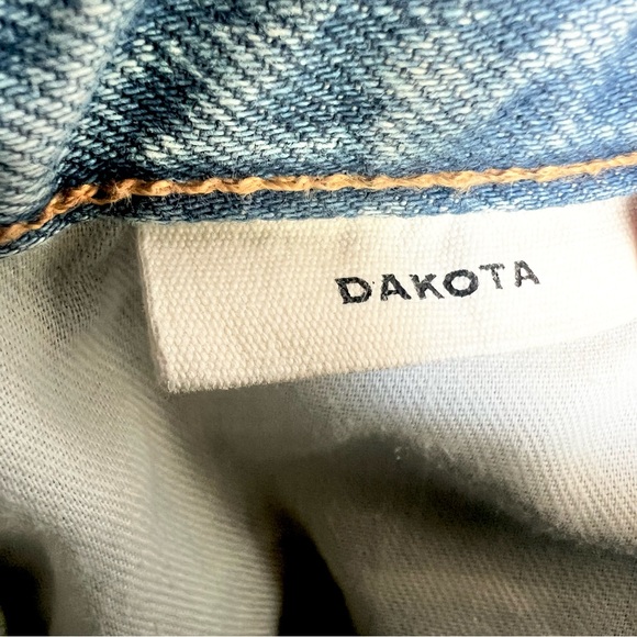 SLVRLAKE Dakota Long Time Coming distressed jeans Size 26 - Picture 14 of 16